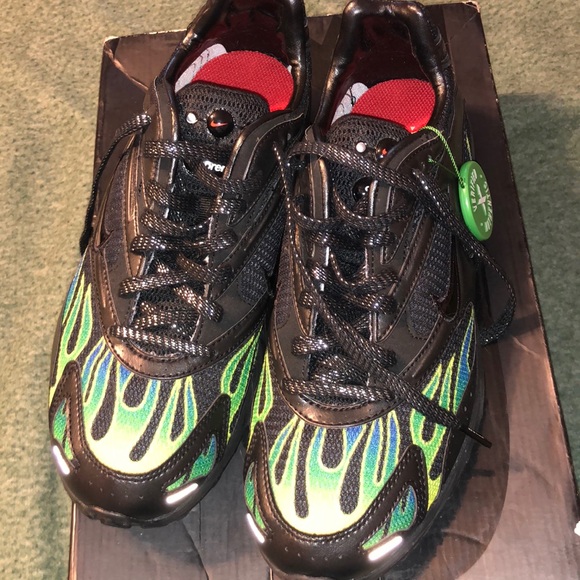 nike x supreme zm strk spectrum pls sneakers